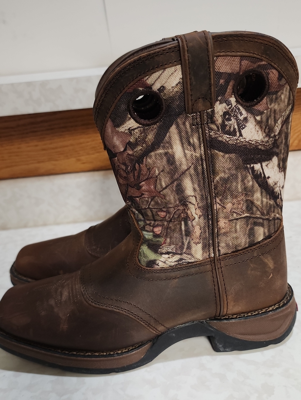 Durango Brown/Camo Kids Saddle Boot 6 or womens 7.5 number 2019